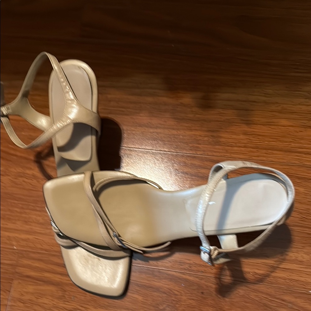 Nine West ladies tan slip ons